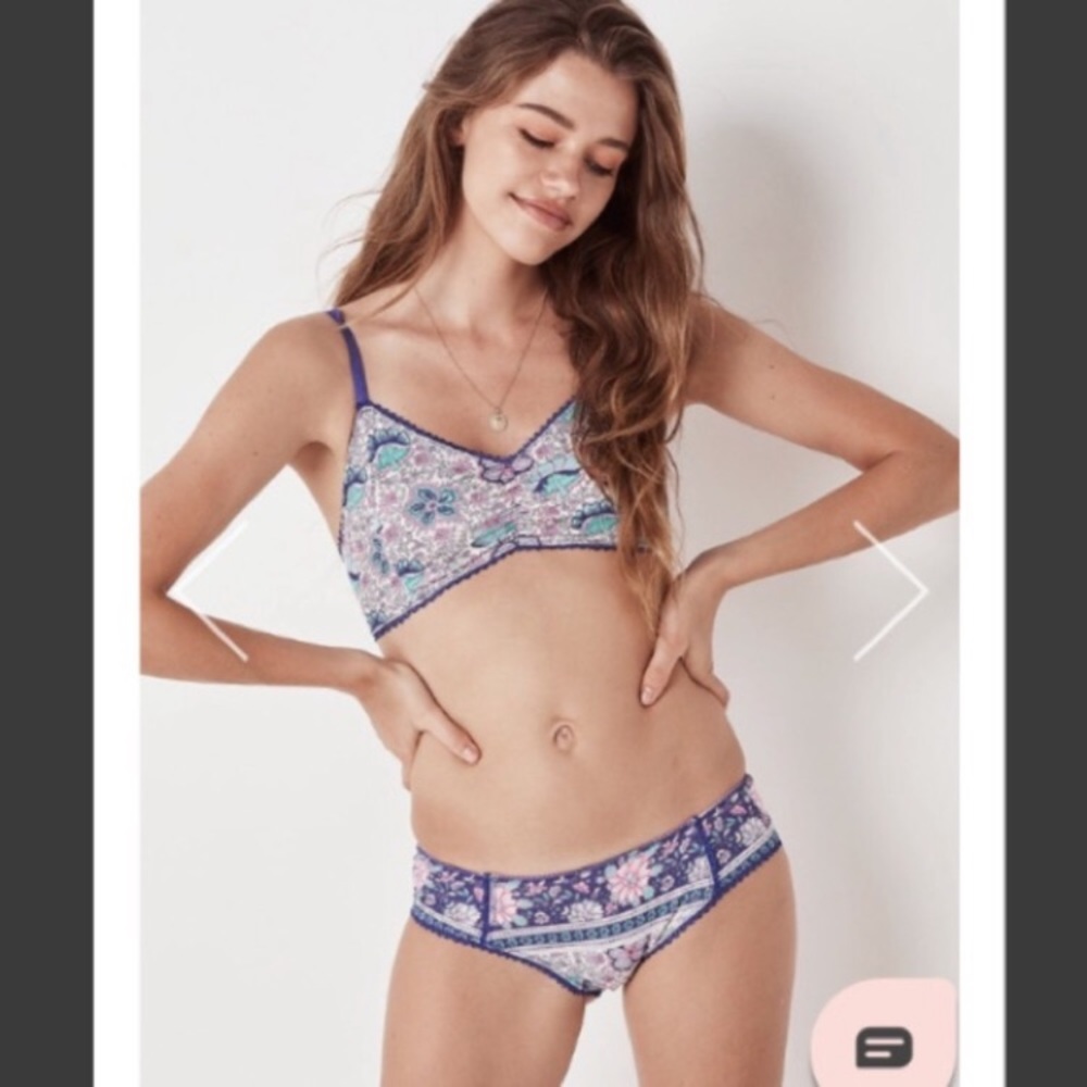 Spell poinciana intimate set